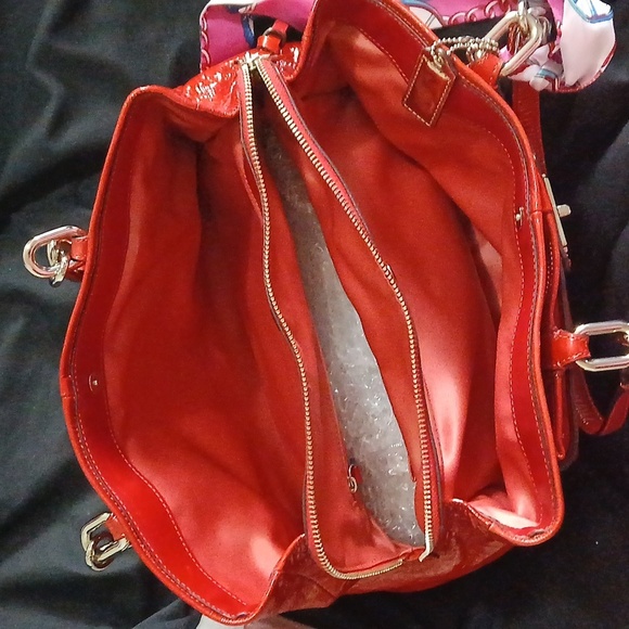 Coach “Chelsea Jayden” 18960 Patent Leather Bag  With Wristlet– Cherry Red 💋✨ - Picture 2 of 8